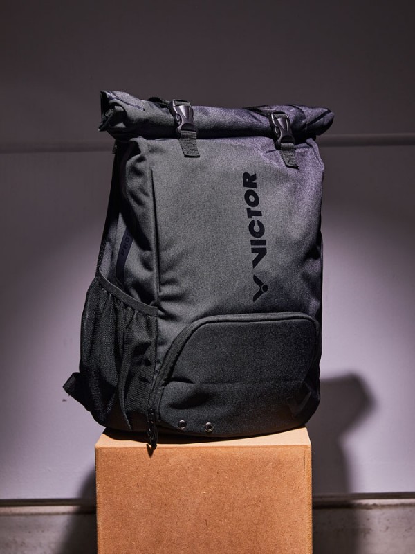 Nahrbtnik Victor 9101 black